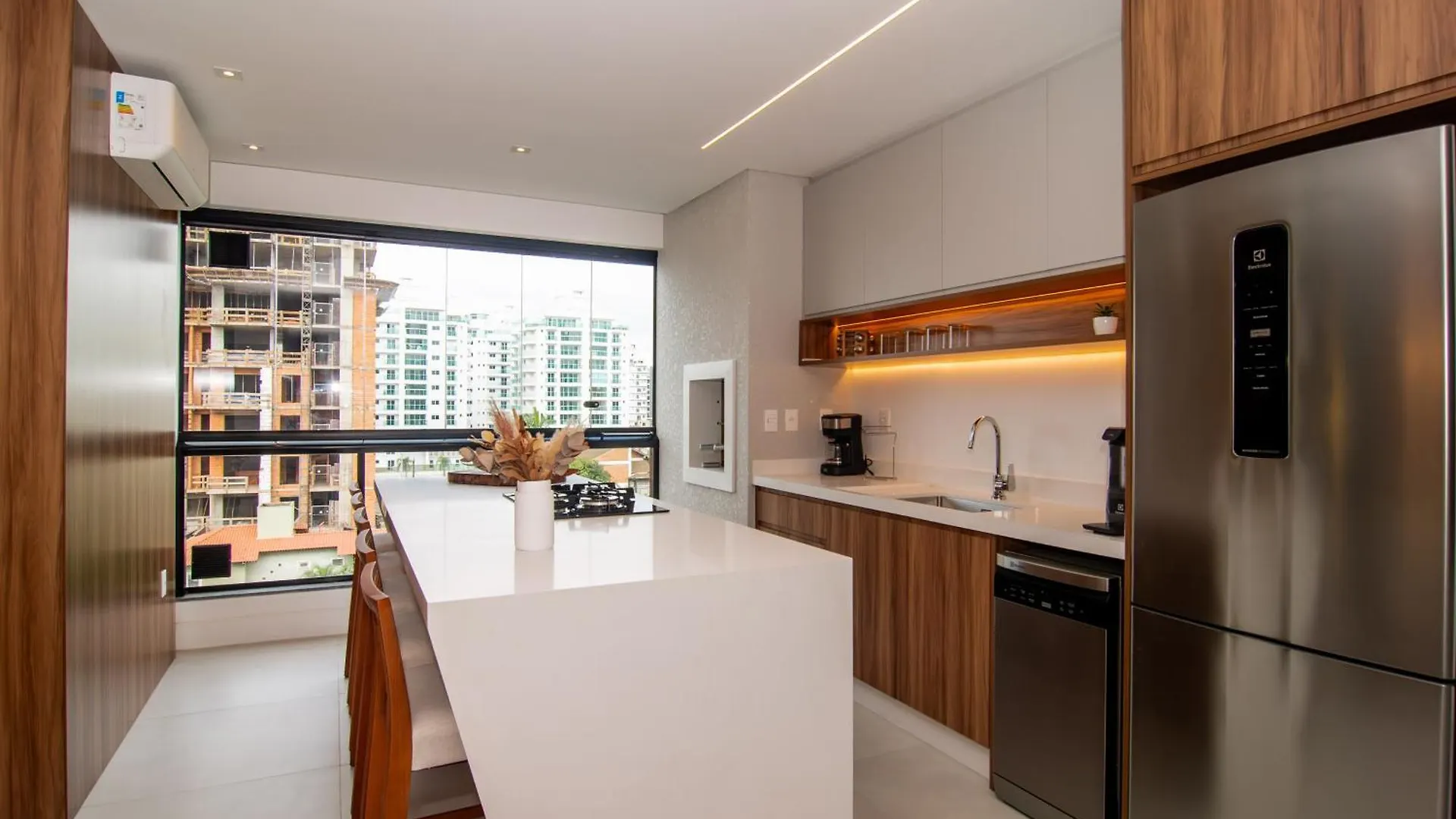 Itajaí Apt Moderno A Uma Quadra Da Praia Brava Vt4055 דירה