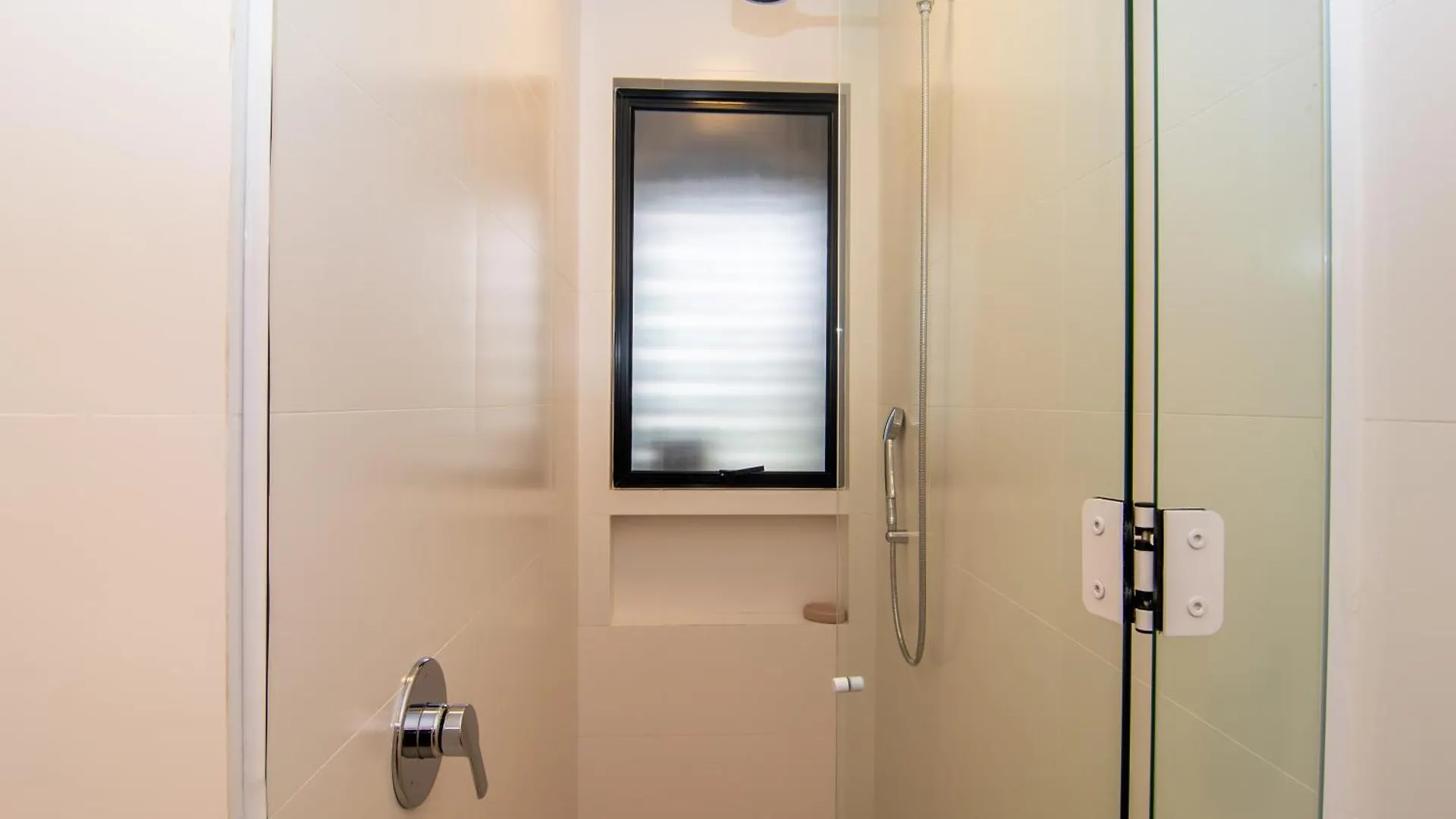 Itajaí Apt Moderno A Uma Quadra Da Praia Brava Vt4055 0*,
