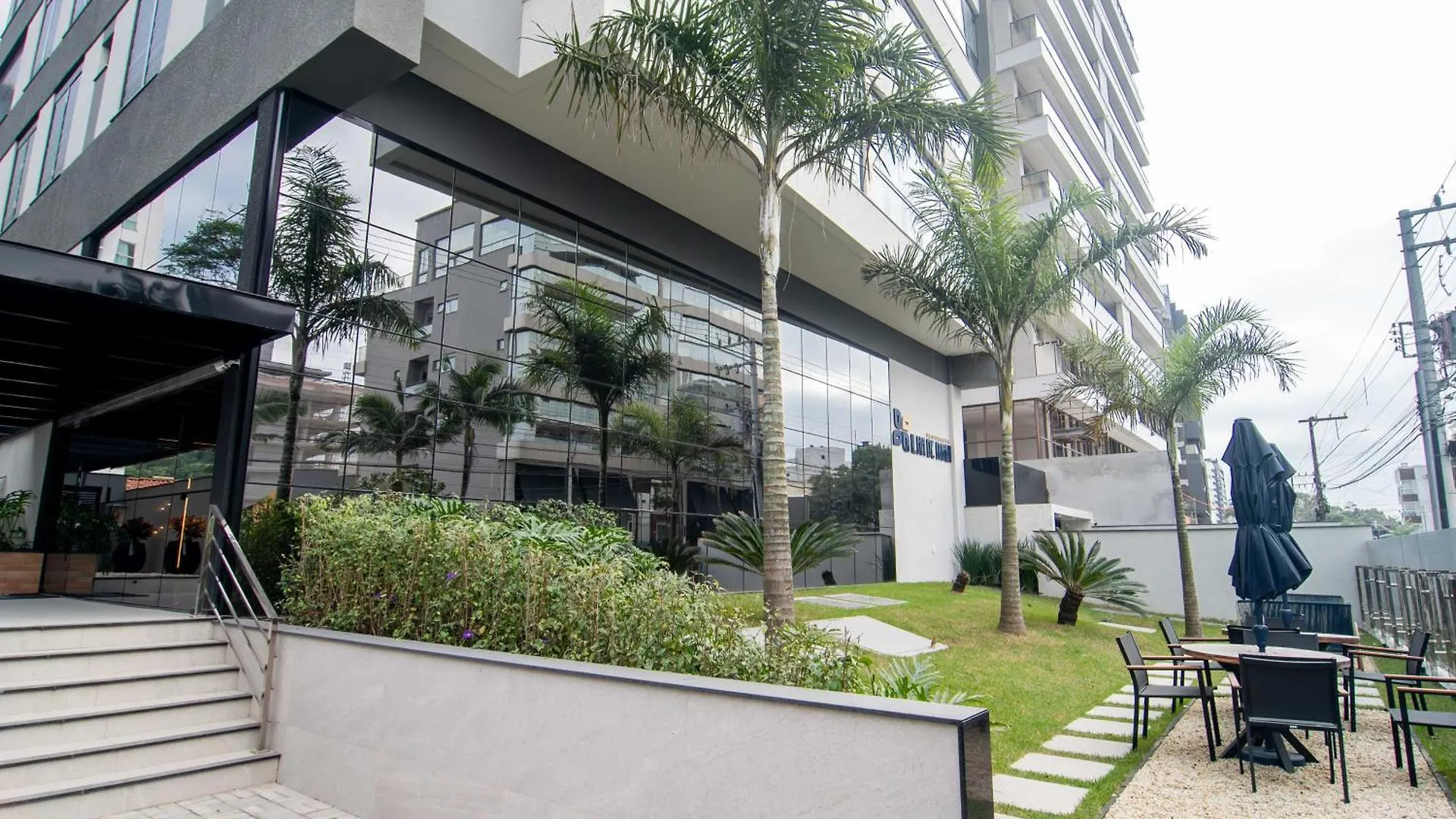 Itajaí Apt Moderno A Uma Quadra Da Praia Brava Vt4055 0*,